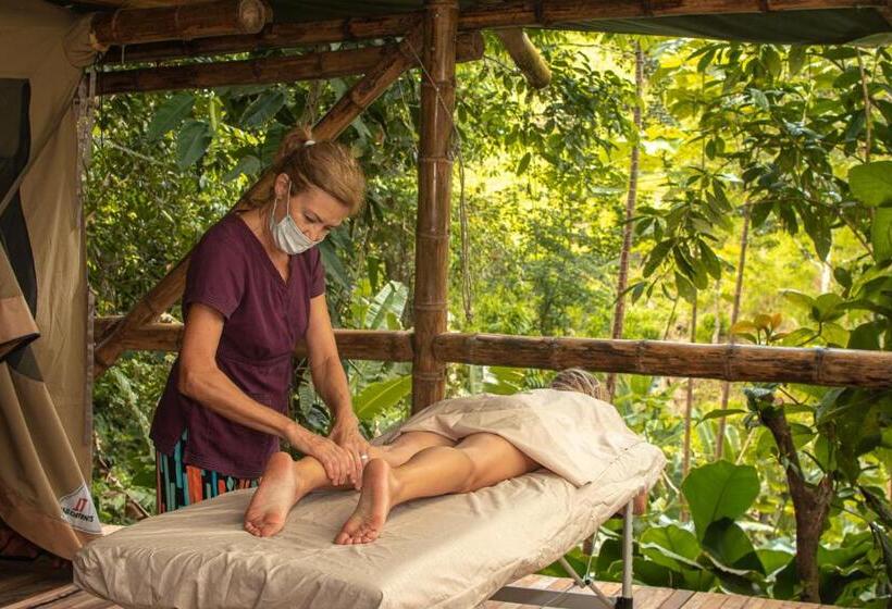 هتل Colina Secreta   Glamping And Villas