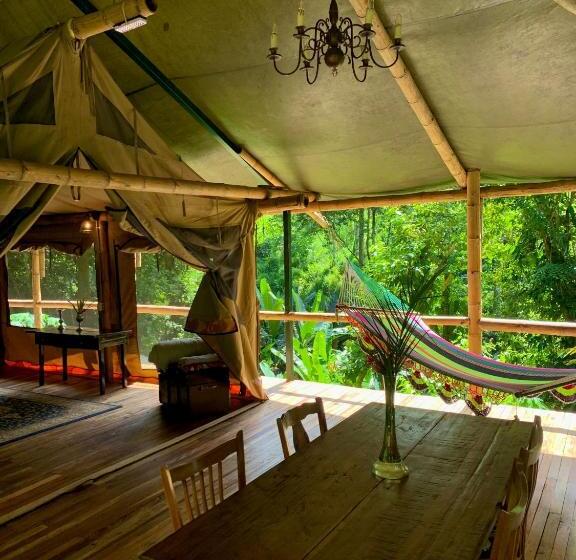 هتل Colina Secreta   Glamping And Villas