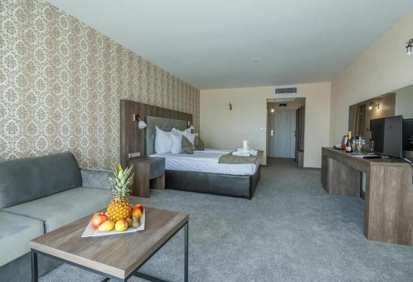 בית מלון כפרי Katalina Spa Resort