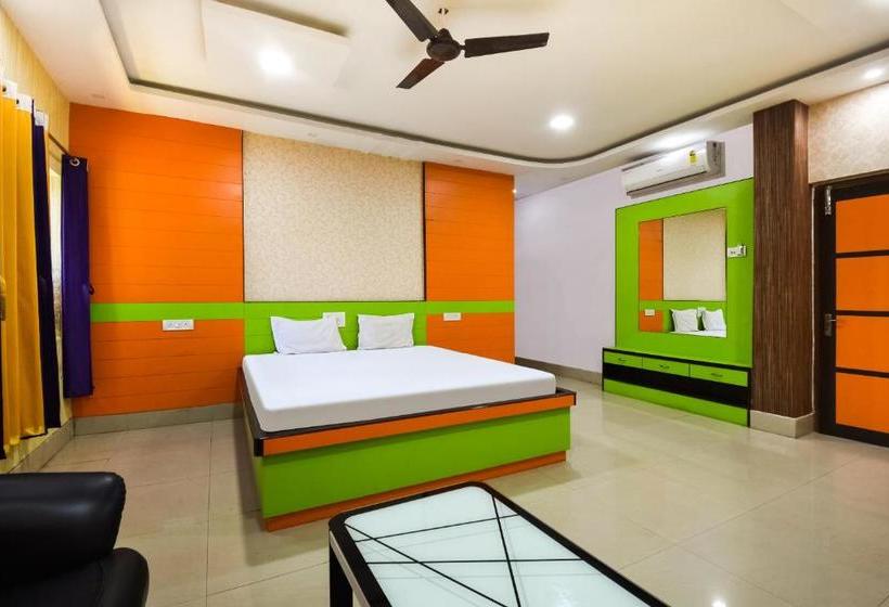 Hotel Spot On 60915 Akash Guest House