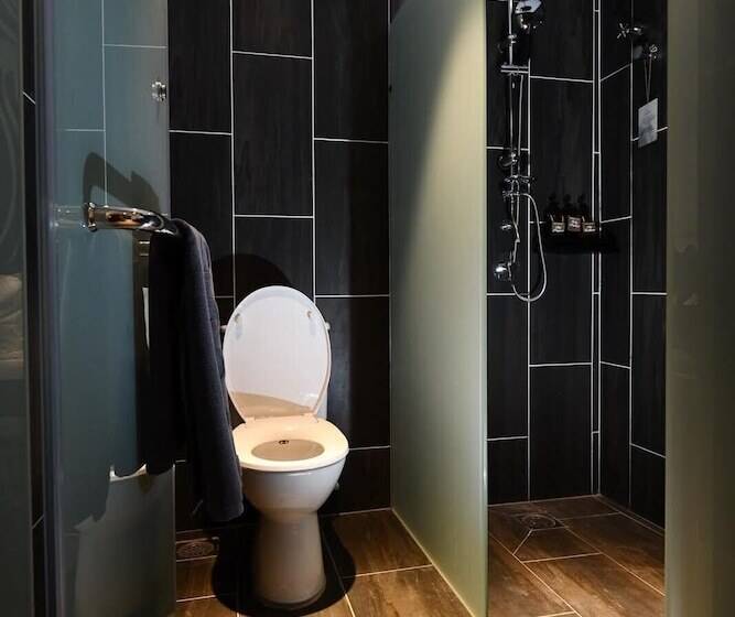 پانسیون Sojourn Guest House