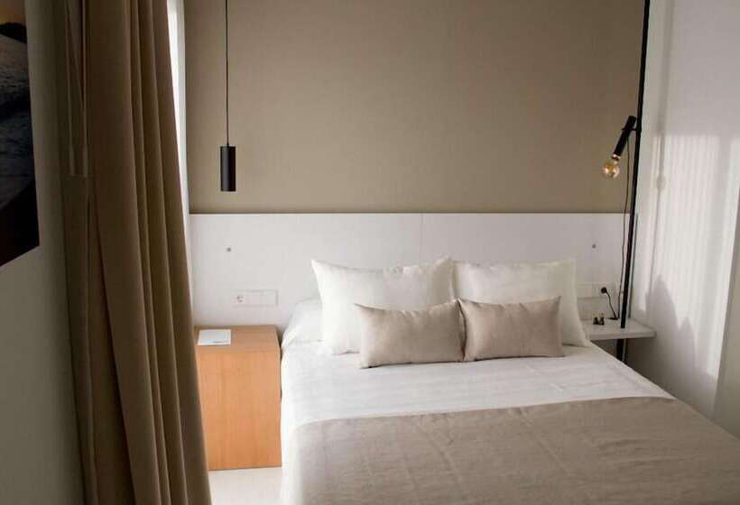 پانسیون Sosiego Hostal De Mar