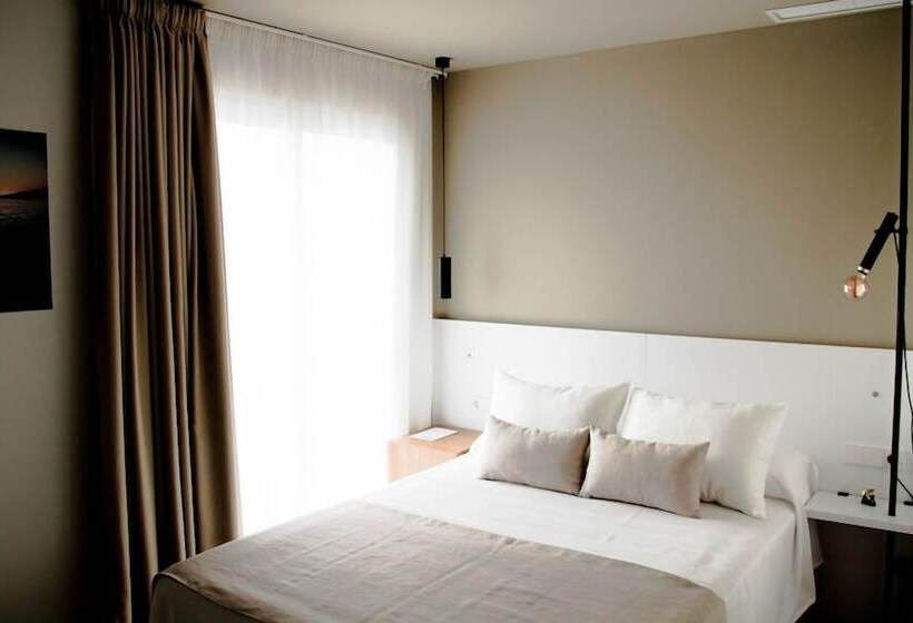 پانسیون Sosiego Hostal De Mar