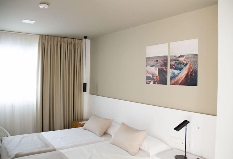 پانسیون Sosiego Hostal De Mar