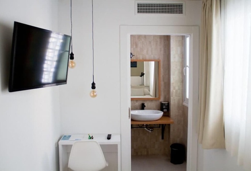 پانسیون Sosiego Hostal De Mar