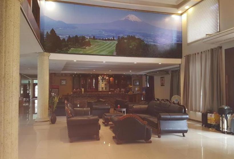 Phil Oasis  And Resorts