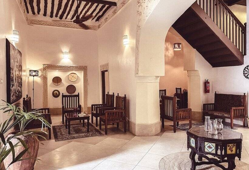 تختخواب و صبحانه Smiles Stone Town