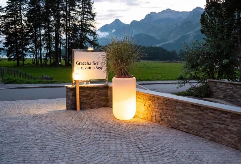 ホテル Silserhof   Ankommen, Auftanken, Aufatmen