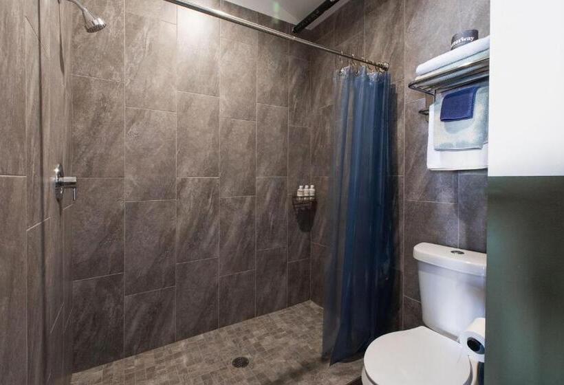 מוטל Mellow Moon Lodge