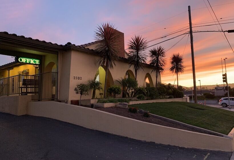 El Castell Motel
