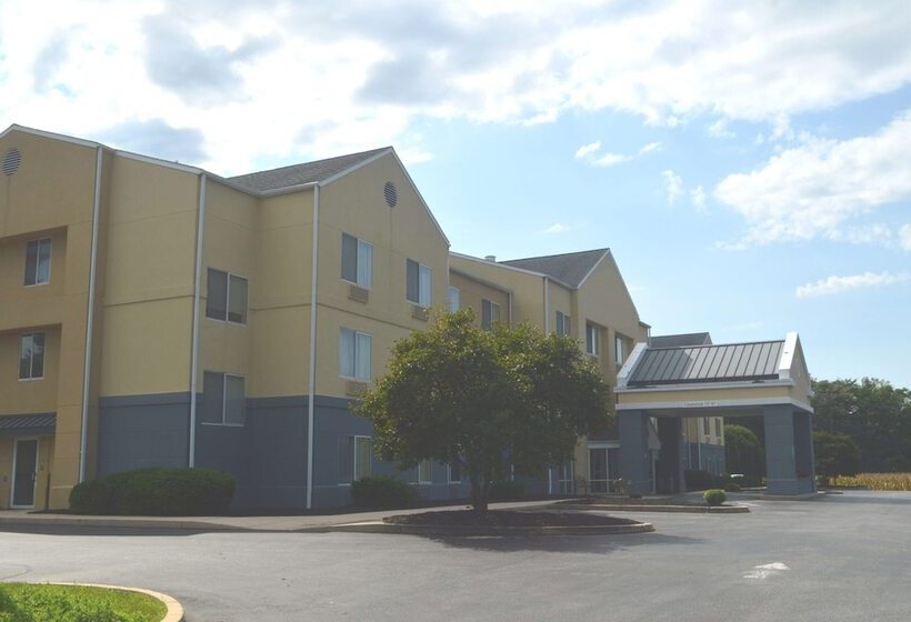 Отель Baymont By Wyndham Chambersburg