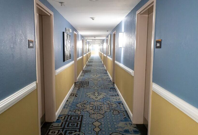 Otel Baymont By Wyndham College Park Atlanta Airport South