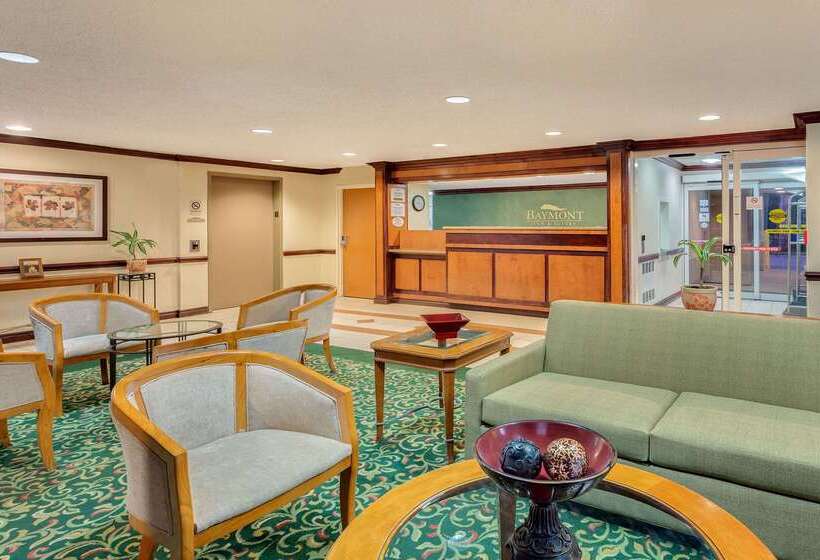 هتل Baymont By Wyndham Kalamazoo East