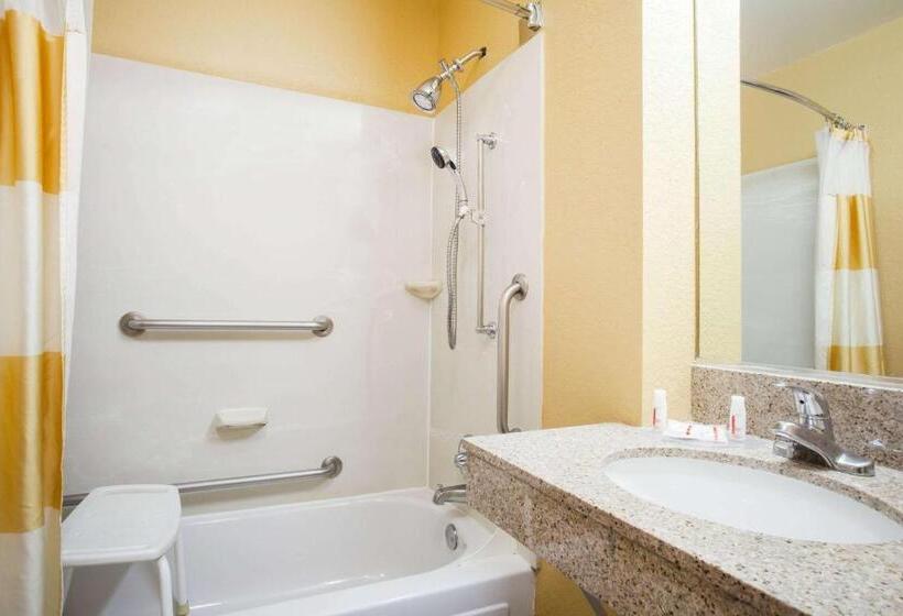 酒店 Baymont By Wyndham Madison Heights Detroit Area