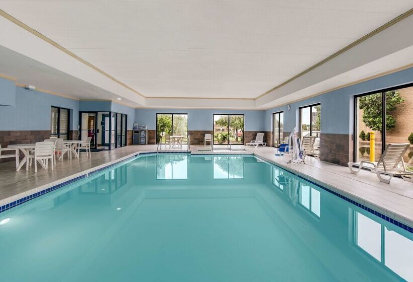 Отель Best Western Waukesha Grand