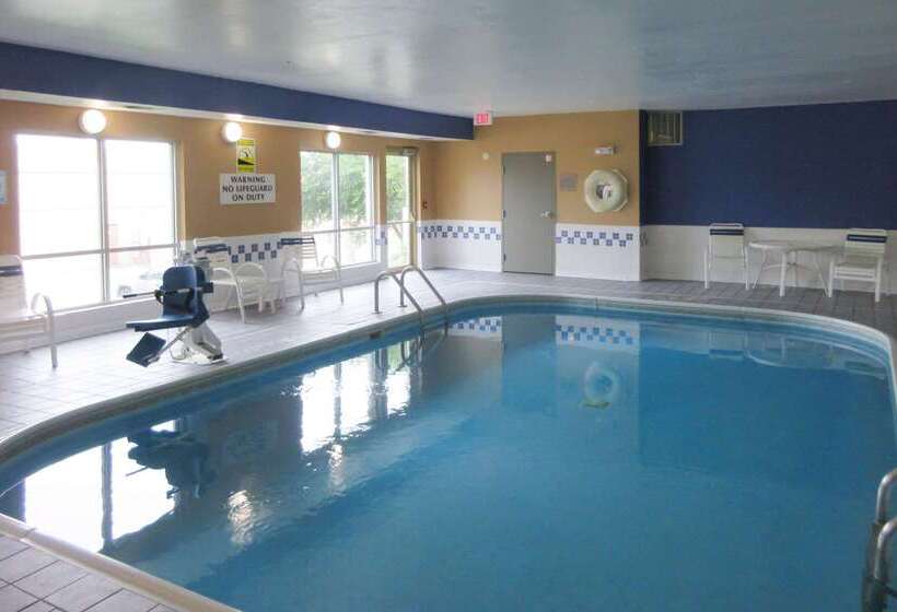 호텔 Clarion Inn Near Wright Patterson  Dayton