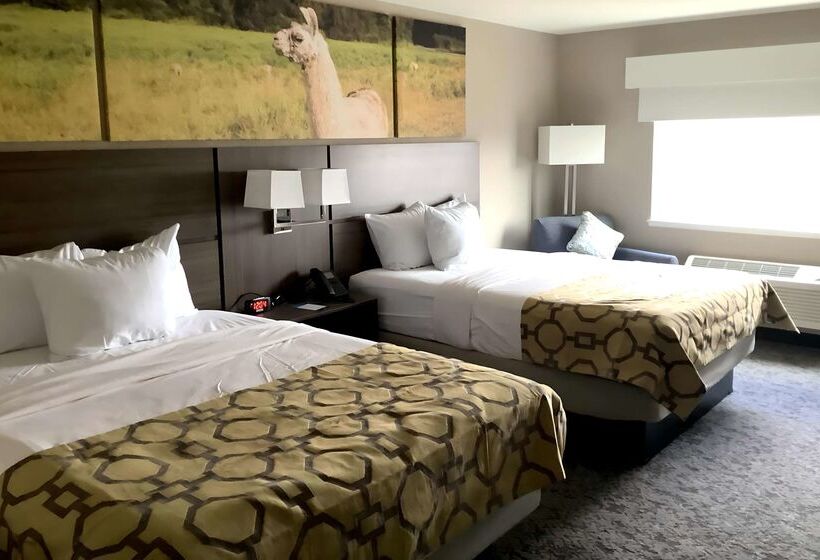 هتل Clarion Pointe Mattoon Near University