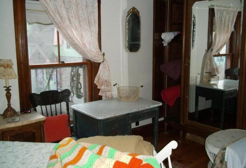 酒店 Complejo Enchanted Nights Bed & Breakfast
