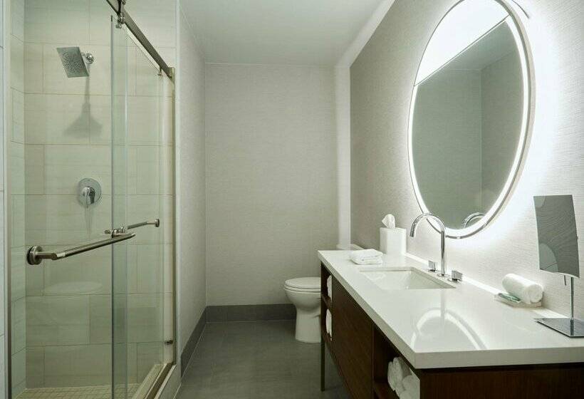 בית מלון כפרי Courtyard By Marriott Santa Barbara Downtown