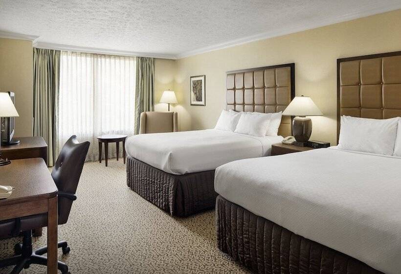 호텔 Crowne Plaza Louisville Airport Expo Ctr, An Ihg