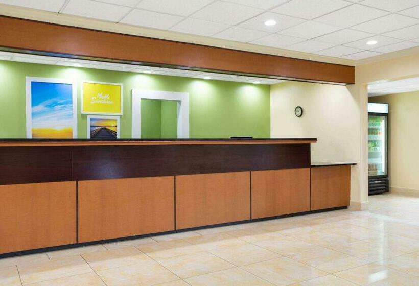 هتل Days Inn By Wyndham Absecon Atlantic City Area