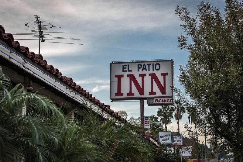 هتل El Patio Inn   Near Universal Studios Hollywood