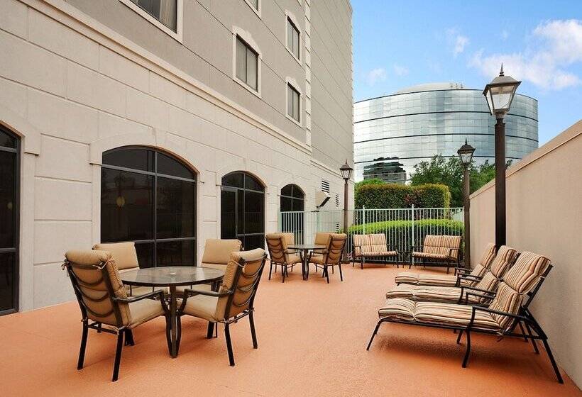 هتل Embassy Suites By Hilton Dallas Near The Galleria