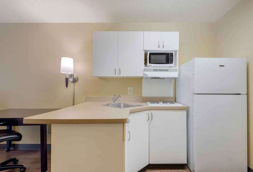 هتل Extended Stay America Suites  Asheville  Tunnel Rd