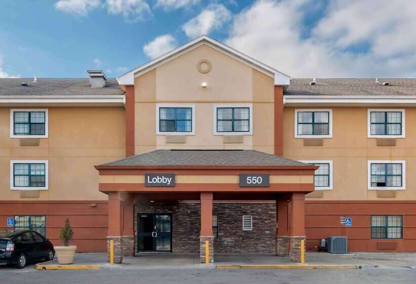 בית מלון כפרי Extended Stay America Suites  Kansas City  South