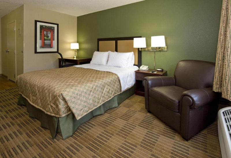 هتل Extended Stay America Suites  Los Angeles  Torrance Blvd