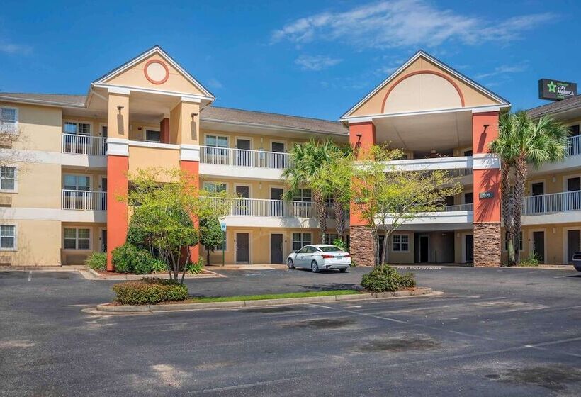 בית מלון כפרי Extended Stay America Suites  Mobile  Spring Hill
