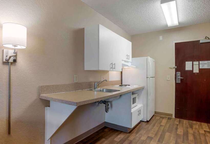 هتل Extended Stay America Suites  Orange County  Lake Forest