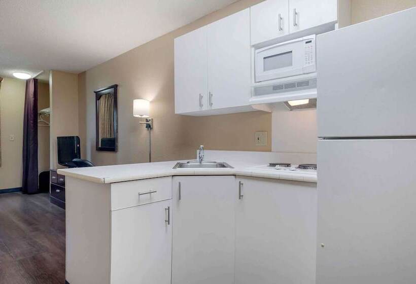 هتل Extended Stay America Suites  Orange County  Lake Forest