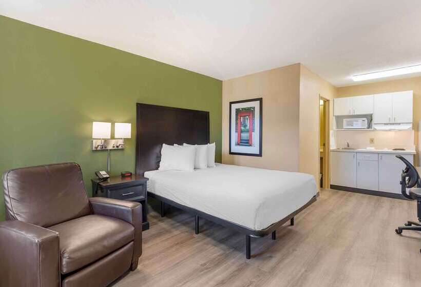 Hotel Extended Stay America Suites  St. Louis  Westport  East Lackland Rd