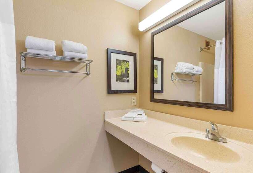 호텔 Extended Stay America Suites  St. Louis  Westport  East Lackland Rd