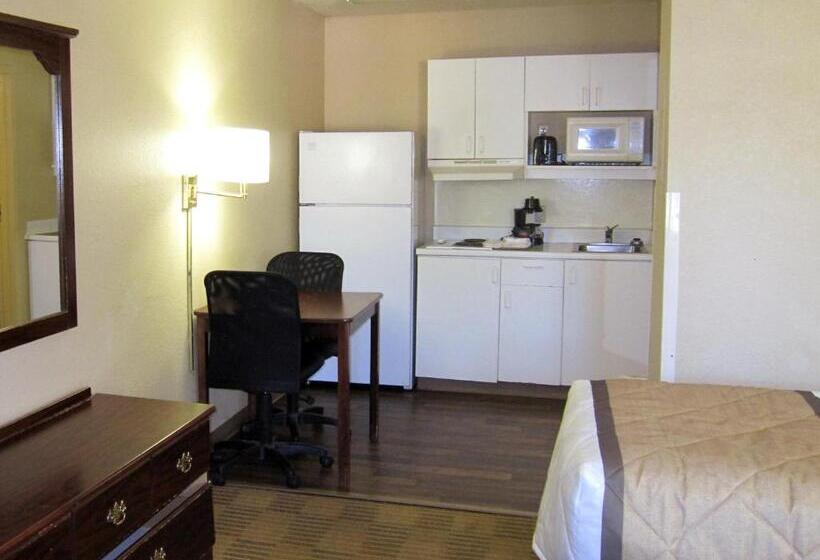 هتل Extended Stay America Suites   St Louis   Westport   E Lackland Rd