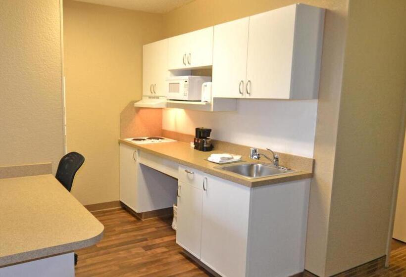 هتل Extended Stay America Suites  Toledo  Holland