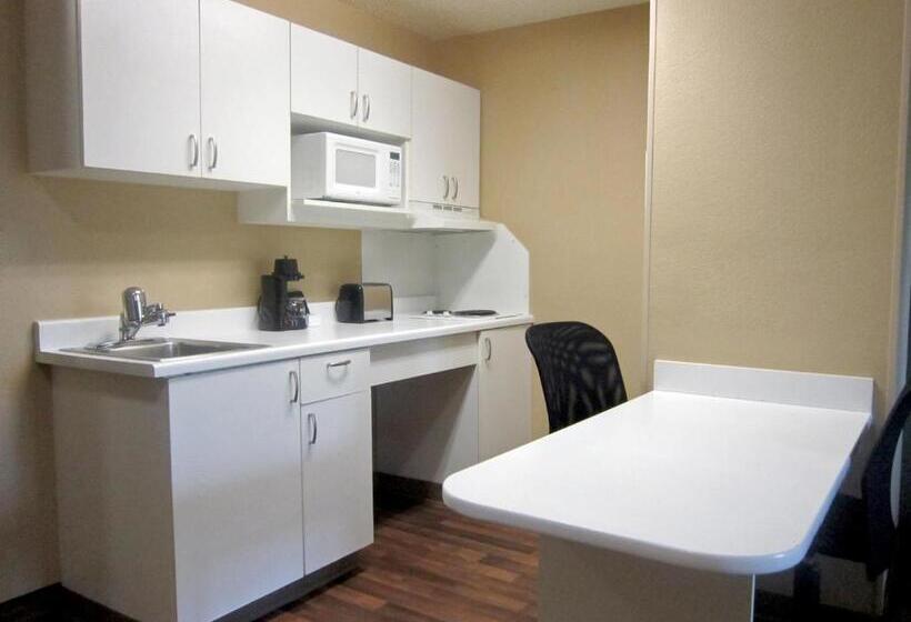 هتل Extended Stay America Suites  Toledo  Holland