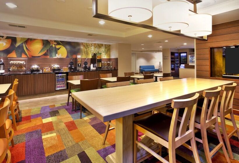 هتل Fairfield Inn Ann Arbor