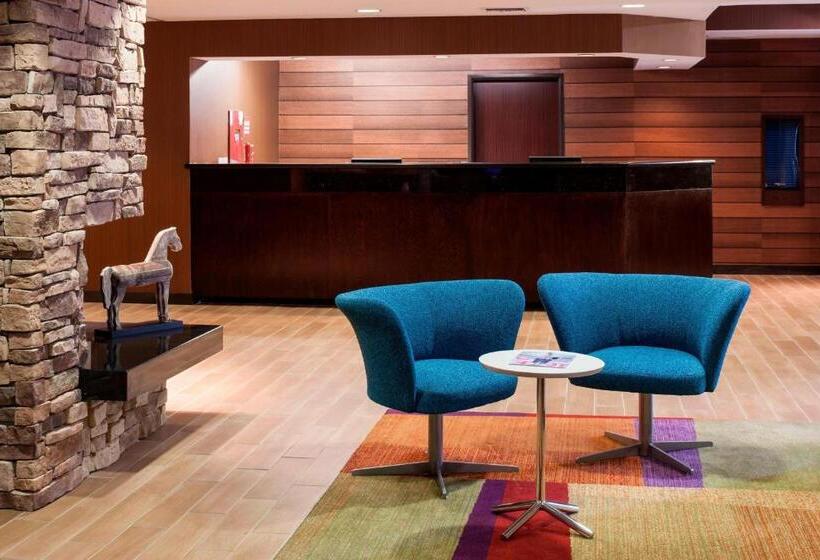 Отель Fairfield Inn By Marriott Santa Clarita Valencia