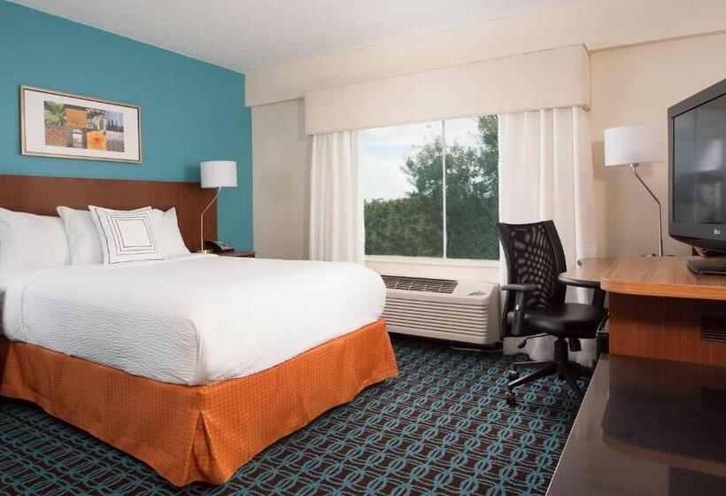Отель Fairfield Inn Charlotte Gastonia