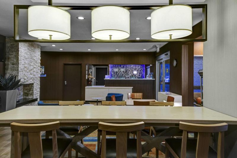 هتل Fairfield Inn By Marriott Dothan
