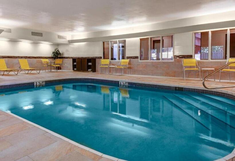هتل Fairfield Inn By Marriott Dothan