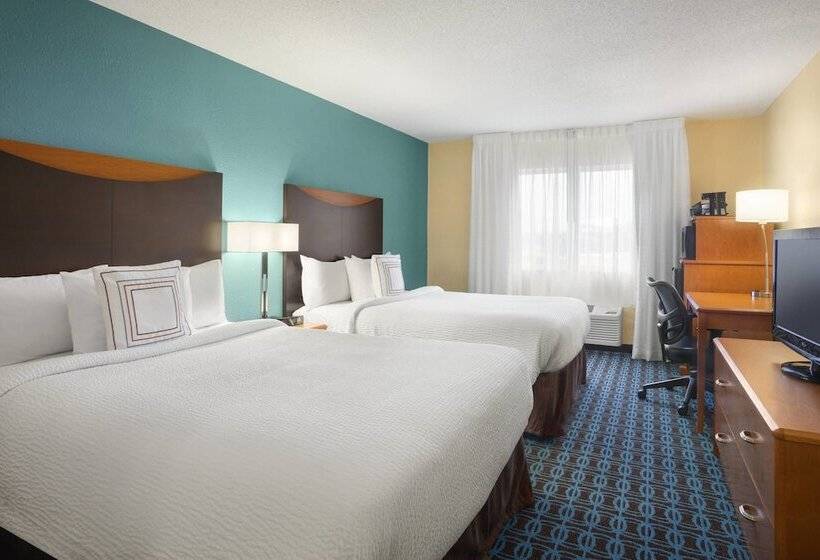 هتل Dubuque Inn & Suites