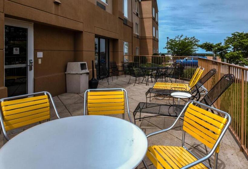 ホテル Fairfield Inn Fort Leonard Wood St. Robert