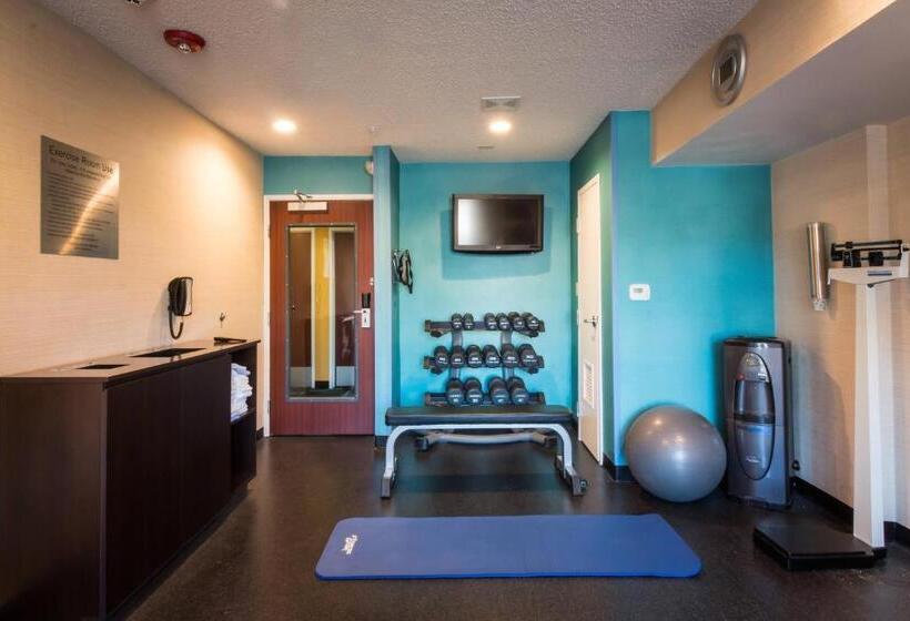 هتل Fairfield Inn By Marriott Las Cruces
