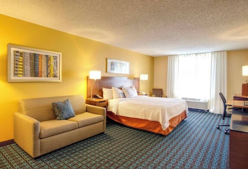 هتل Fairfield Inn Las Cruces