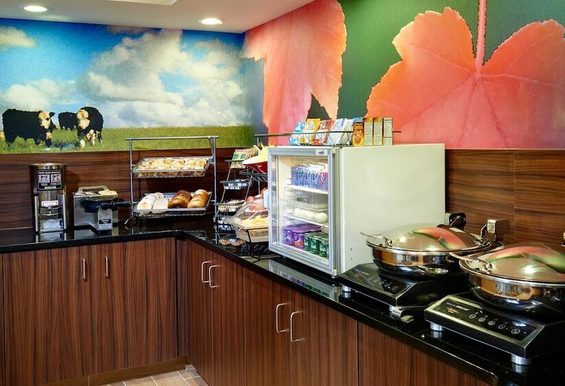 هتل Fairfield Inn By Marriott Port Huron