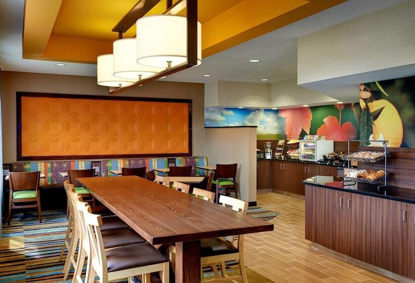 هتل Fairfield Inn By Marriott Port Huron