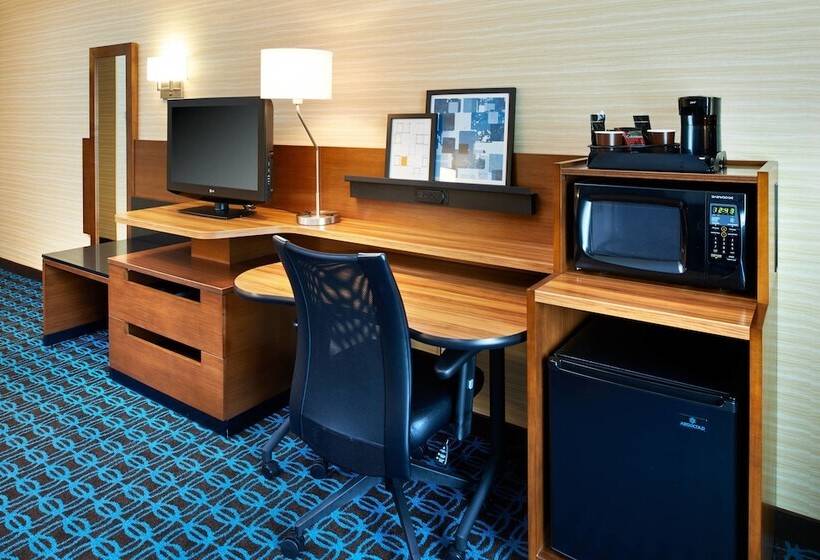 هتل Fairfield Inn By Marriott Port Huron